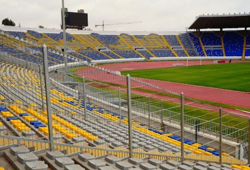 "تشرد موسمي" لأندية البطولة بسبب الملاعب.. وغياب البدائل يسقط المسؤولين في أزمة