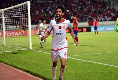 جماهير الوداد تُكافئ السعيدي بعد أدائِه أمام وجدة