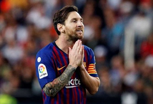برشلونة يتجه لتجديد عقده مع ميسي إلى 2023
