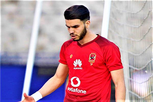أزارو يعود لتداريب الأهلي بعد الإصابة