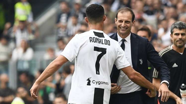 يوفنتوس للحفاظ على فارق الصدارة أمام فيورنتينا