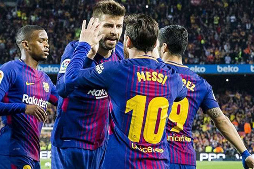 رسميا.. نجم برشلونة يشتري ناديا إسبانيا