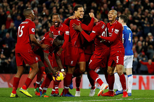 ليفربول يفلت من كمين إيفرتون بفوز صعب