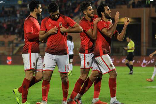 الأهلي المصري والنصر يقتربان من دور المجموعات
