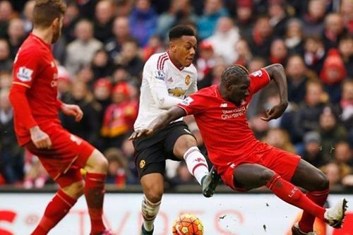 بطولة انكلترا: ليفربول يريد تعميق جراح المانشستر