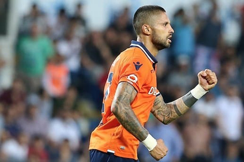 داكوستا يخضع للكشف الطبي وينتقِل لمُجاورة الأحمدي في الدوري السعودي
