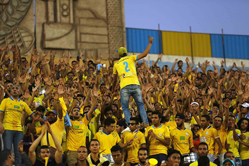 العنف بملاعب مصر يحرج "الكاف" قبل "الكان".. ومساع لتجنيب الإسماعيلي عقوبات قاسية