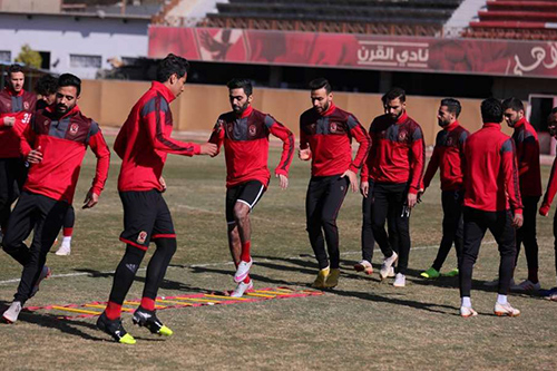 الأهلي يقيد لاعبين في قائمة دوري الأبطال