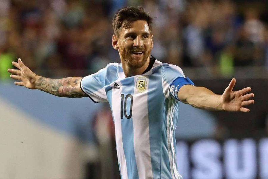 رسميا.. ميسي يَعود لمنتخب الأرجنتين من بوابة "الأسود" مارس المقبل