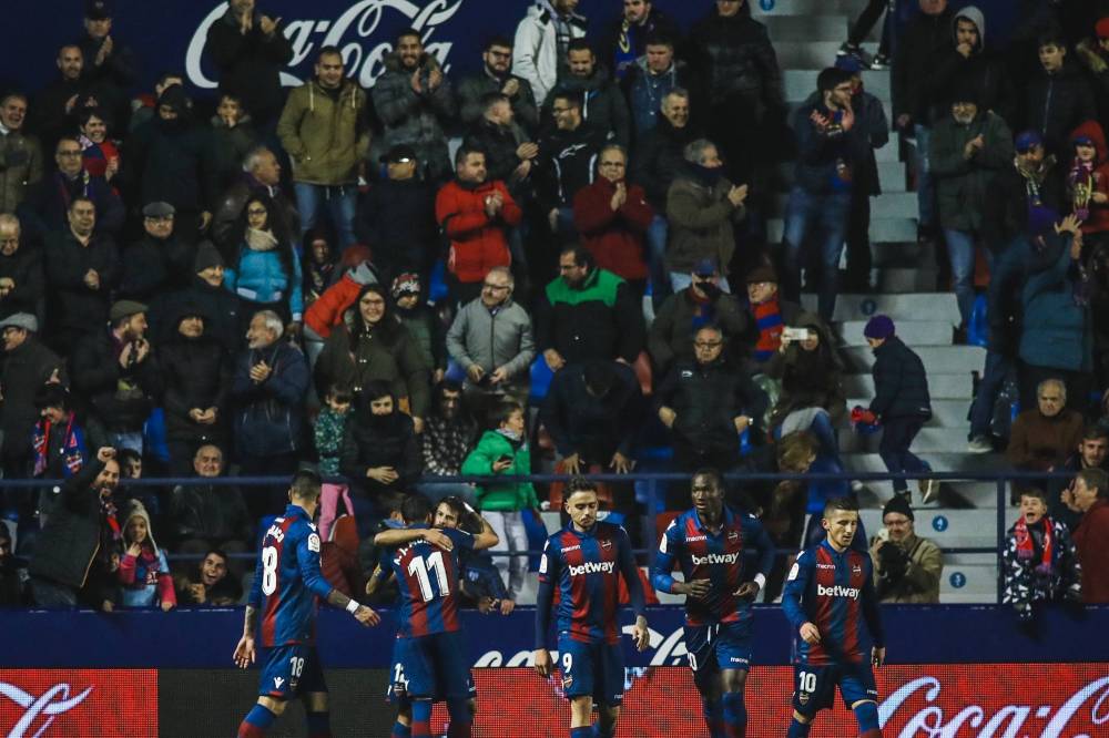 ليفانتي يفرض التعادل على جيرونا رغم "النقص"