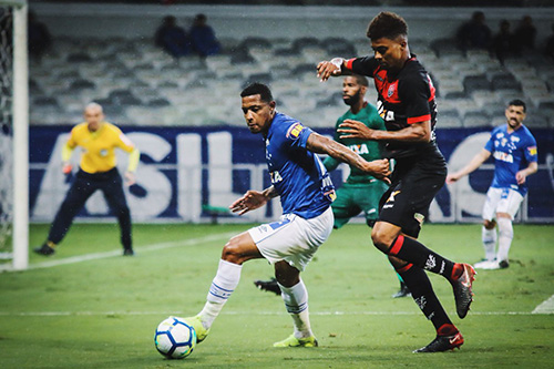 هوفنهايم يضم المدافع البرازيلي لوكاس ريبيرو