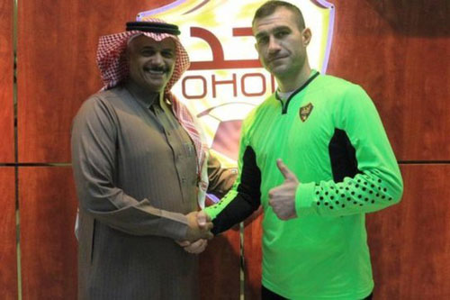 أحد السعودي يتعاقد مع حارس منتخب أوزبكستان