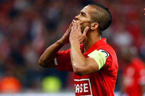 كارسيلا يرسل إشارات لرونار من بلجيكا وكأس إفريقيا الثالثة طموح للاعب