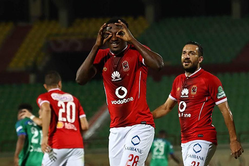 الأهلي  يعلن تمديد عقد النيجيري جونيور أجايي