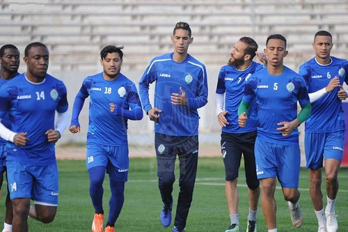 الرجاء يُواصل تَحضيراته للسوبر الإفريقي.. والبعثة تسافِر الاثنين إلى الدوحة