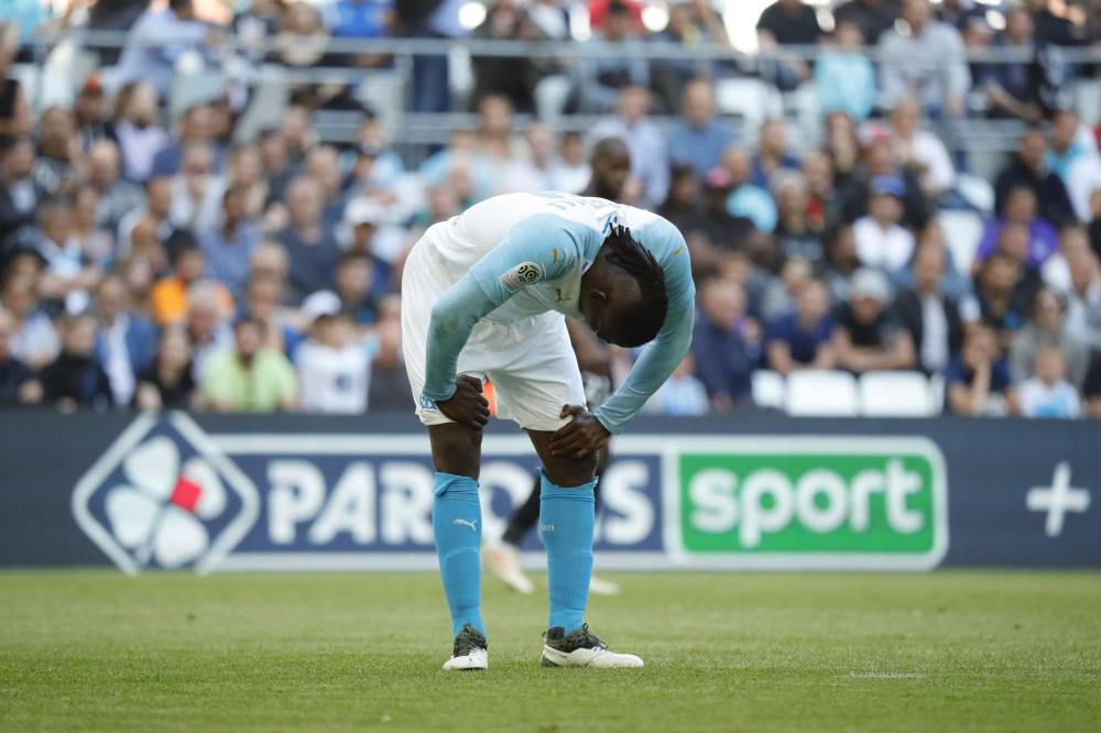 مرسيليا يبقي آمال دوري الأبطال ويخسر بالوتيلي