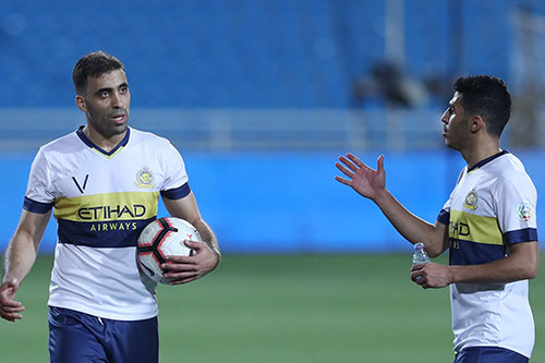حمد الله يخضع أرقام الدوري السعودي لسطوته ويعادل رقم البهجة بـ25 هدفا