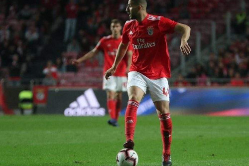 بمشاركة تاعرابت.. بنفيكا يتوج بطلا للبرتغال