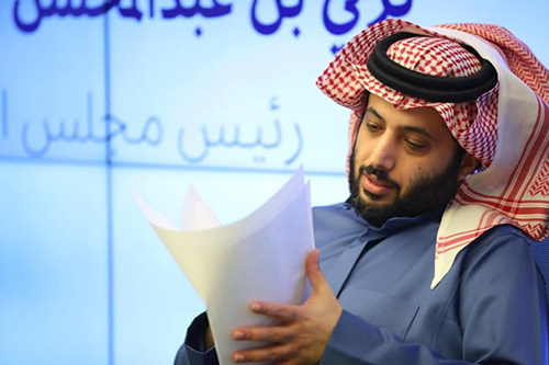 تركي آل الشيخ يلمح لنهاية تجربته مع بيراميدز