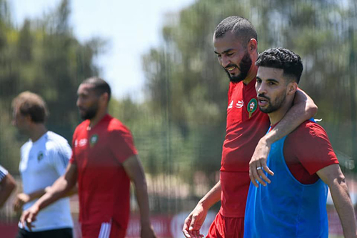 بوطيب يصاب بتوعك في تدريبات المنتخب ويخضع لفحوصات مدققة