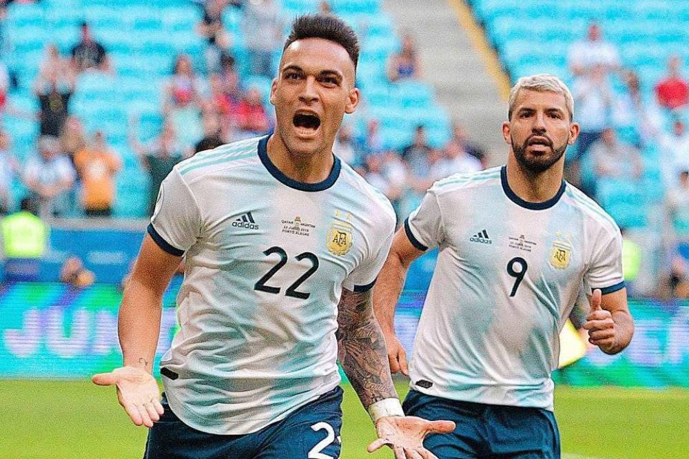 الأرجنتين تهزم فنزويلا وتضرب موعدا مع البرازيل