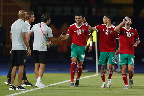الكان يرفع أسهم نجم الأسود وعروض المانية وانجليزية تنهال عليه
