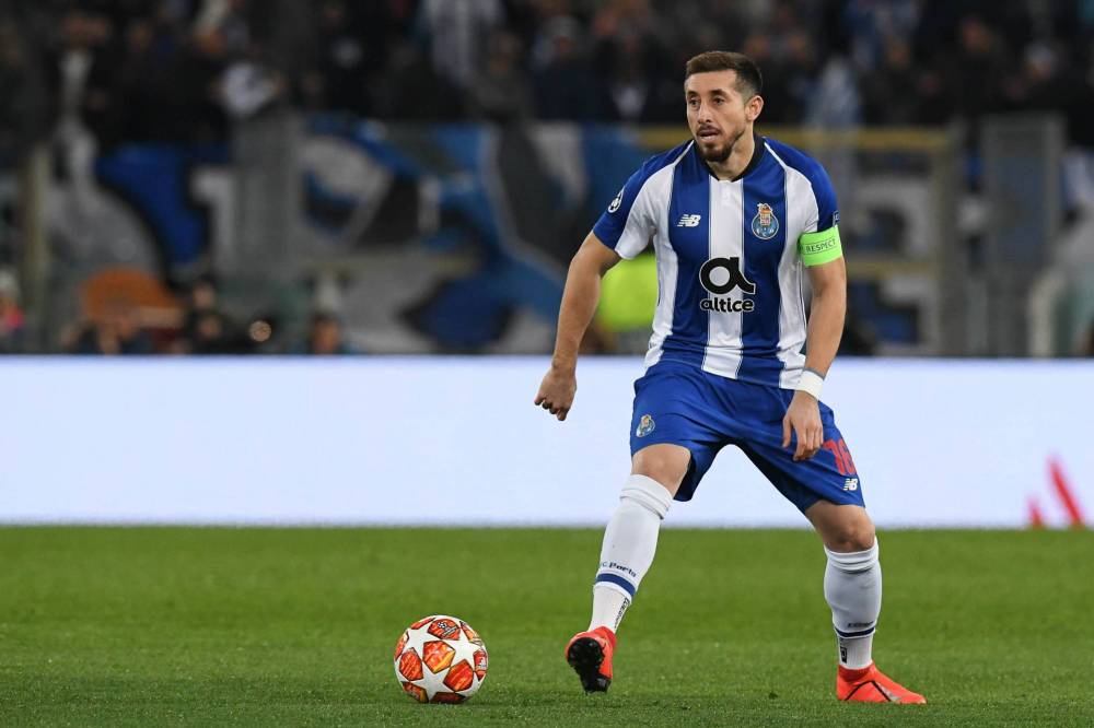 أتلتيكو مدريد يعلن التعاقد مع إكتور إريرا لثلاثة مواسم