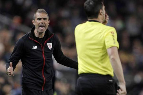 مدرب بيلباو يشعر بالتفاؤل قبل مواجهة برشلونة