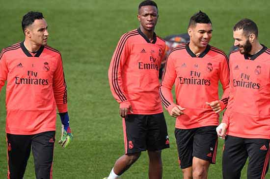 ريال مدريد يعود للتدريبات في غياب راموس وماريانو