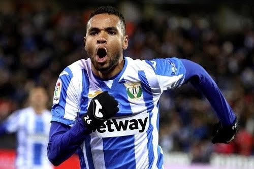 النصيري يَتجاهل عرضًا بـ 20 مليون أورو ويقرِّر البقاء مع ليغانيس