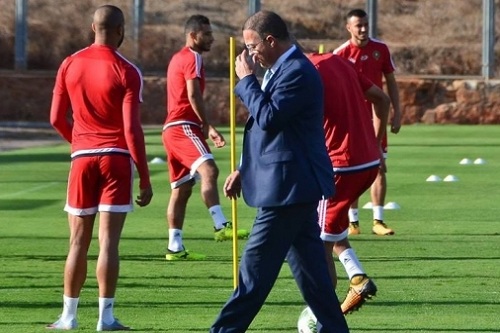 بين 100 و120 مليونا.. راتب المدرب الجديد للمنتخب "شَرْط" جامعي