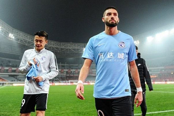 كاراسكو: اللعب في الصين لم يفقدني مهاراتي