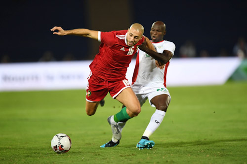 الجامعة توضح بخصوص استمرار الاعتماد على الأقمصة القديمة للمنتخب