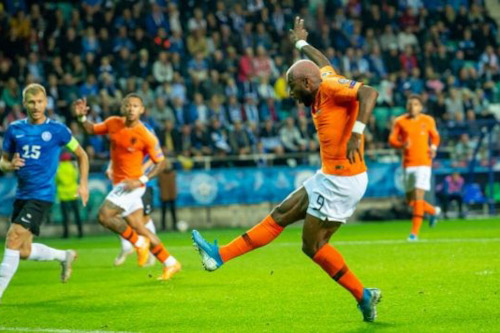 هولندا تواصل رباعياتها وألمانيا تستعيد المسار