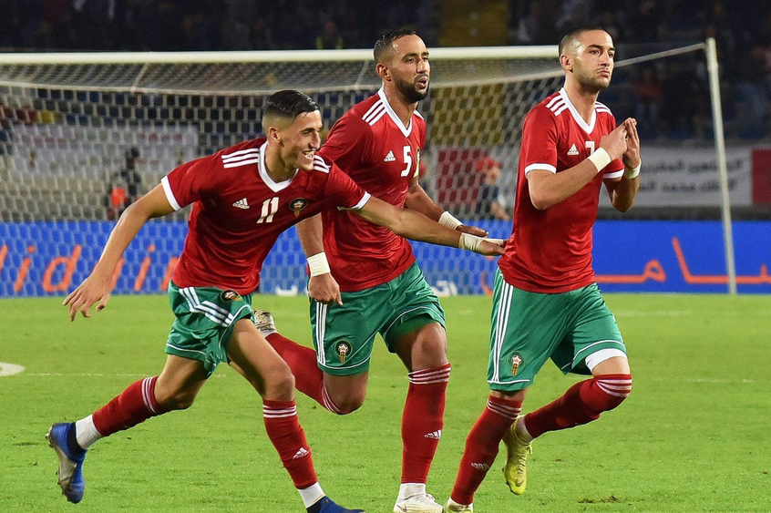 نجوم المنتخب والعالم يثنون على مسار بنعطية بعد اعتزاله الدولي