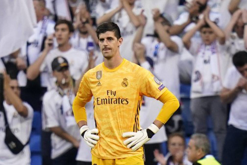 كورتوا يغيب عن تدريبات ريال مدريد وشكوك حول جاهزيته لمباراة غرناطة