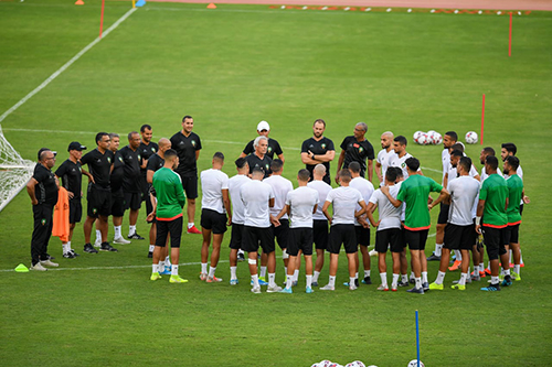 طائرة خاصة لتنقل المنتخب الوطني الأول بين الرباط ووجدة وطنجة