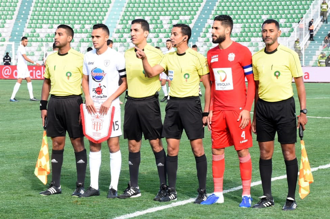 زوراق: قيادة نهائي كأس العرش شرف لي و"الفار" سيخدم الكرة المغربية