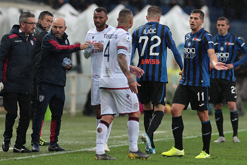 كالياري يهزم أتلانتا بهدفين نظيفين في الدوري الإيطالي
