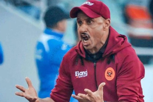 الجعواني مرشح لجائزة أفضل مدرب في إفريقيا