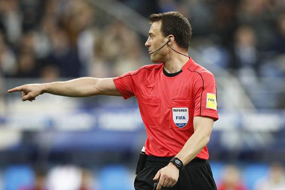 الألماني زفاير حكما لمباراة ريال مدريد وغالطة سراي