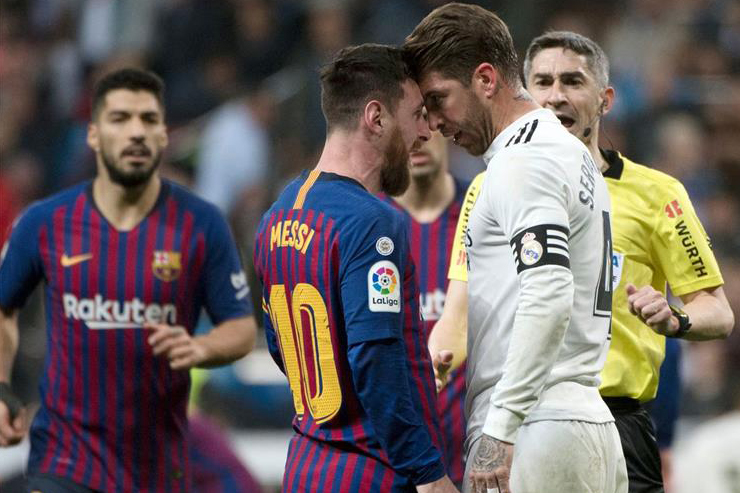 الصراع يحتدم في الدوري الإسباني مع خوض برشلونة وريال مدريد الكلاسيكو المؤجل