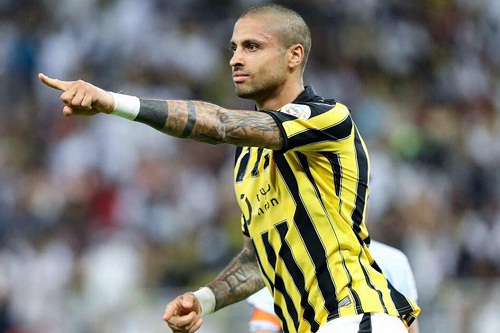 مروان داكوستا يُربك إدارة اتحاد جدة السعودي ويفاقِم أزمتها