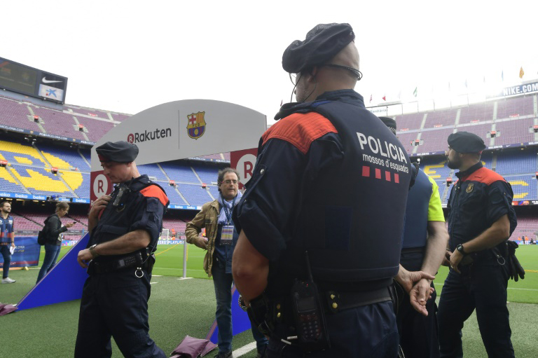ثلاثة آلاف شرطي لحماية "كلاسيكو الأرض" بين برشلونة وريال مدريد