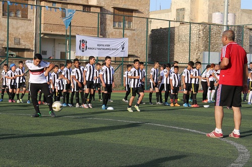 لاعبون مغاربة يتعرضون للنصب من طرف وسيط عراقي بتركيا