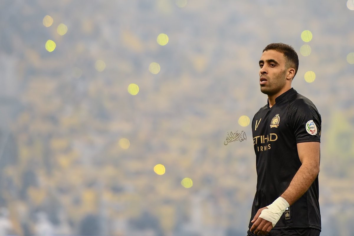 ‪ حمد الله يغيب عن تداريب النصر بسبب والدته