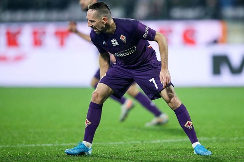 فيورنتينا يعلن موعد عودة ريبيري إلى الملاعب