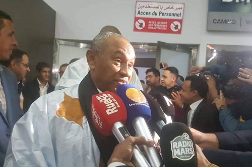 أحمد ولقجع يصلان إلى العيون.. والمنتخب المغربي يخوض آخر مران قبل "الكان"