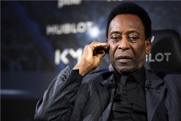 أسطورة كرة القدم "بيليه" يعاني من الاكتئاب