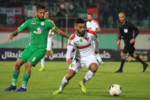 الرجاء يواجه المولودية وعينه على الوصول إلى المربع الذهبي وضمان نصف مليار